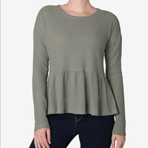 Ultra Flirt Waffle Knit Peplum Top: L NWT